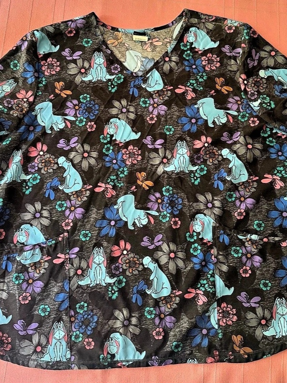 Disney Floral Short Sleeve Top in Black & Blue 2XL/2XG Like New